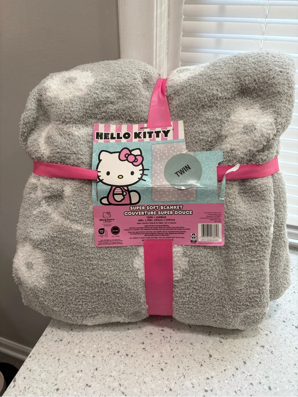 NEW Hello Kitty Twin Super Soft Blanket - Gray w/White Dots/Hello Kitty Faces
